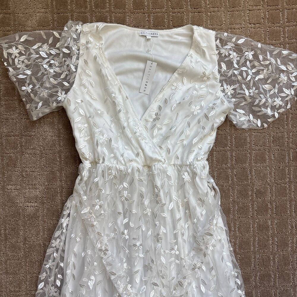 Baltic Born Marseille Embossed Maxi Dress Women's L White Long Slit Bride Fairy - Picture 4 of 10